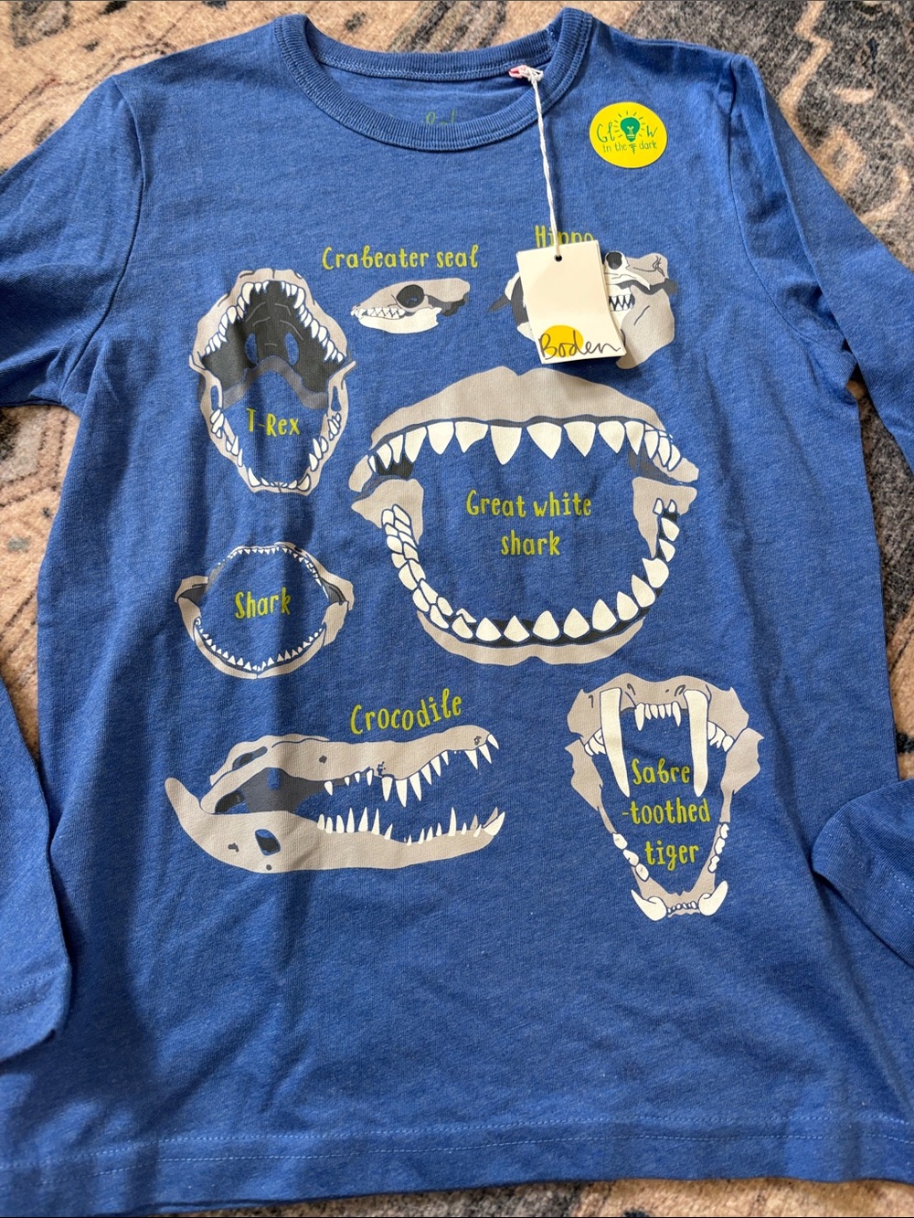 NWT. Mini Boden Kids Blue Dinosaur & Shark Jaw Graphics, size 9/10